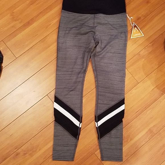 Lunair  brand Australia size small - Picture 1 of 7